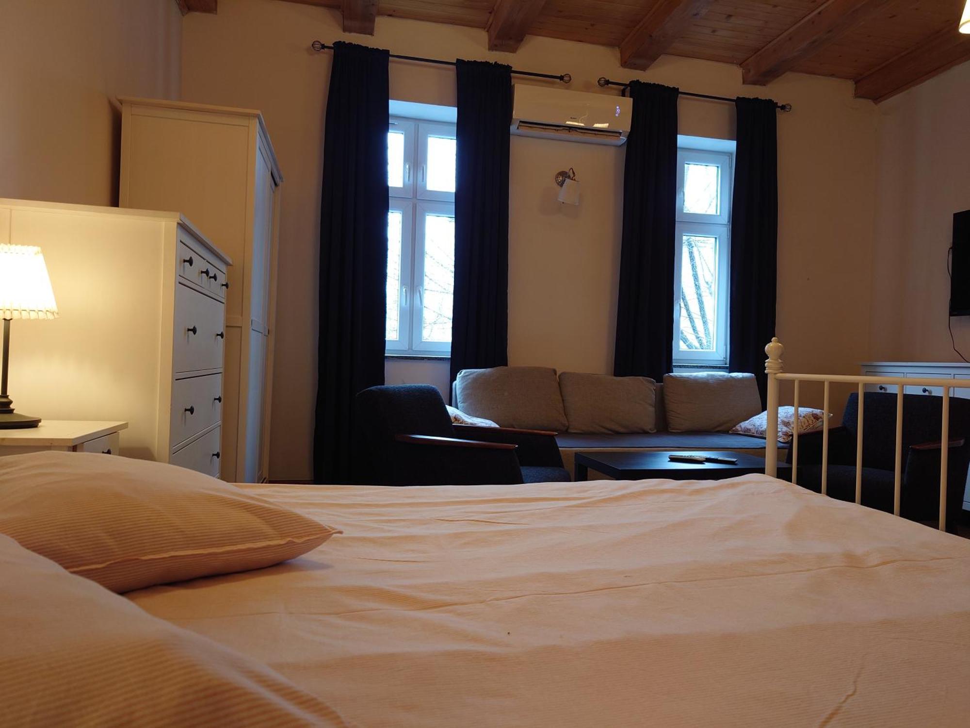 Apartamenty Przy Stonehenge Sosnowiec Oda fotoğraf
